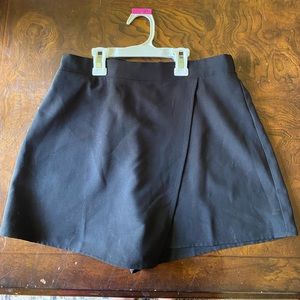 TCEC black mini skort